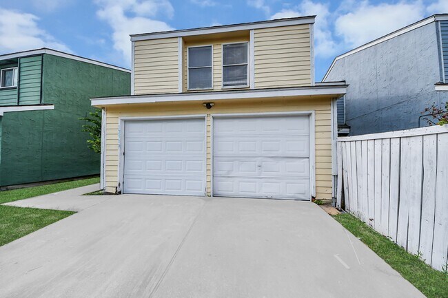 Foto del edificio - 12509 Pebblestone St