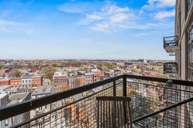 Photo - Mt Vernon Square Condo | 1 Bed | 1 Bath | 700 Sf | Private Balcony