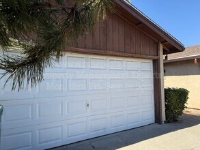 Building Photo - 9323 Fox Creek Dr