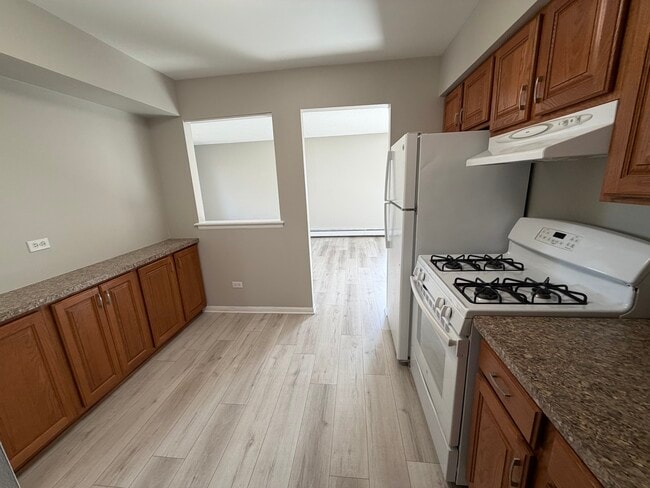 Building Photo - 5 Parkside Ct