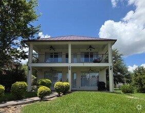 Building Photo - 9260 Deepwater Dr