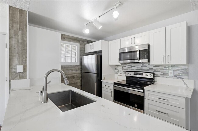 Building Photo - 91-1209-1209 Kaneana St