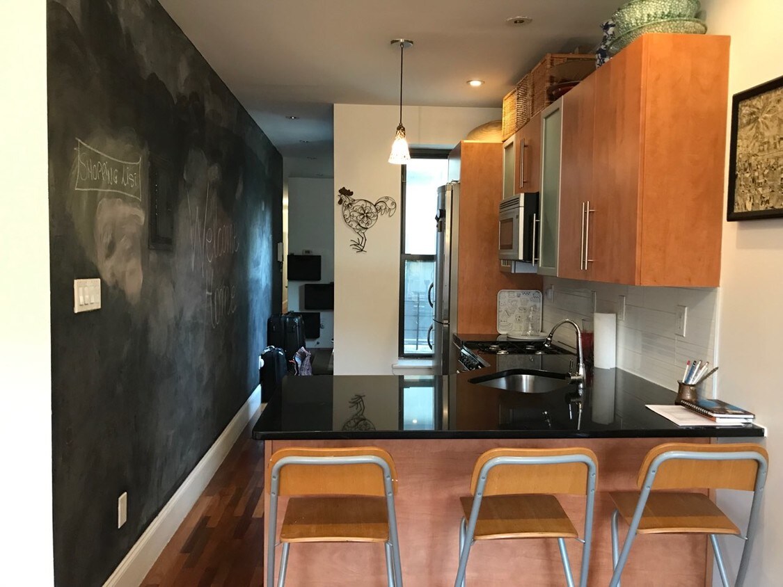 Foto principal - WEST 133 STREET