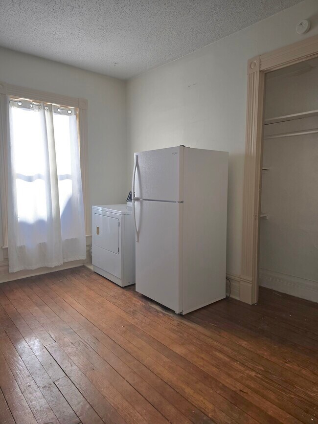 Foto del edificio - 2614 Broad Ave