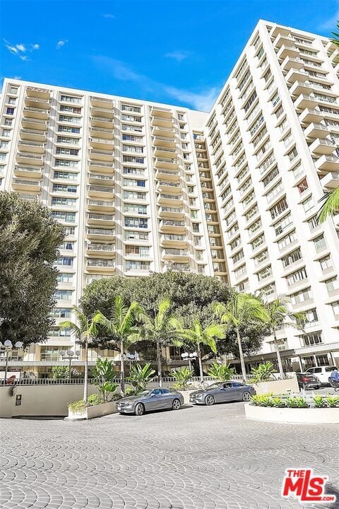 Foto del edificio - 2160 Century Park E