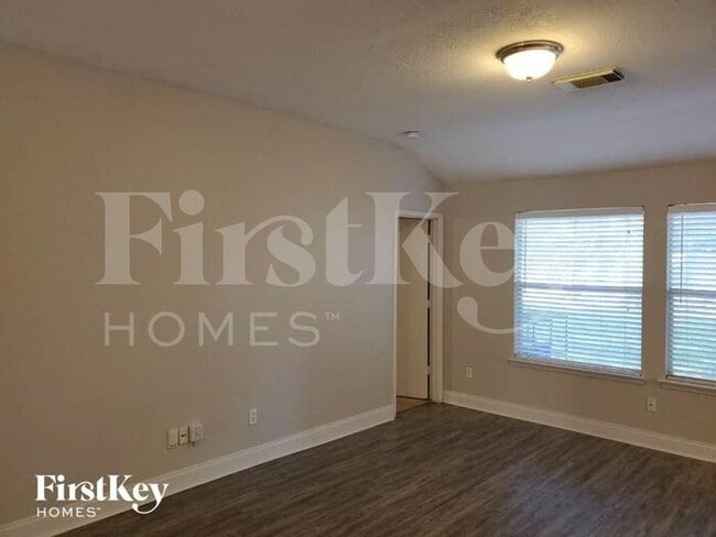 Building Photo - 3618 Nutwood Ln