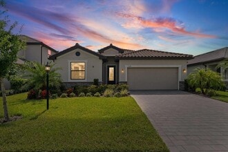 Building Photo - 5308 Coral Reef Wy