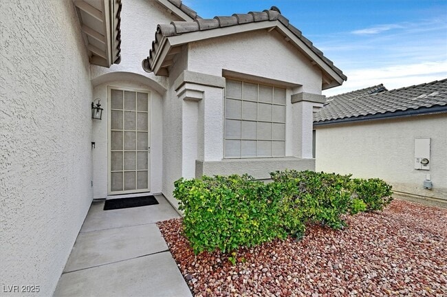 Building Photo - 767 Wigan Pier Dr