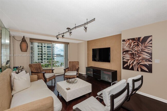 Foto del edificio - 770 Claughton Island Dr