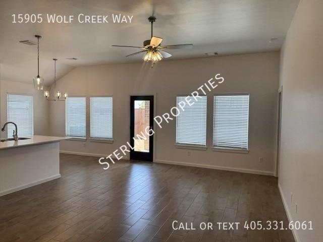 Building Photo - 15905 Wolf Crk Wy