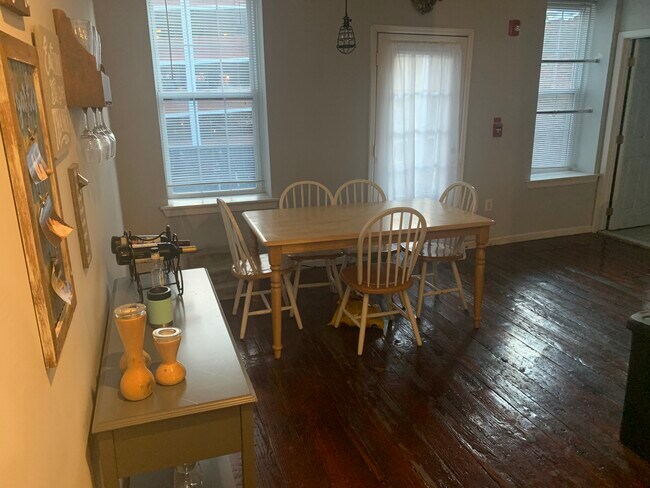 Foto del edificio - 108 Chestnut St