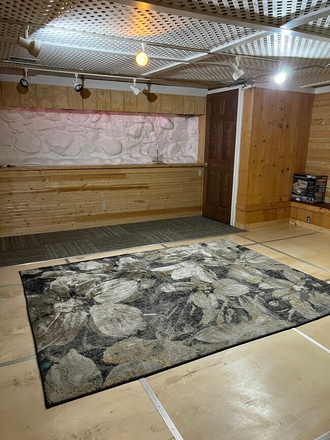 Foto del edificio - 102 E Erie St