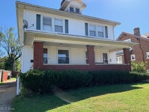 Building Photo - 2002 Dresden Rd