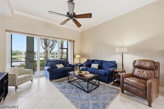 Building Photo - 9243 Tesoro Ln