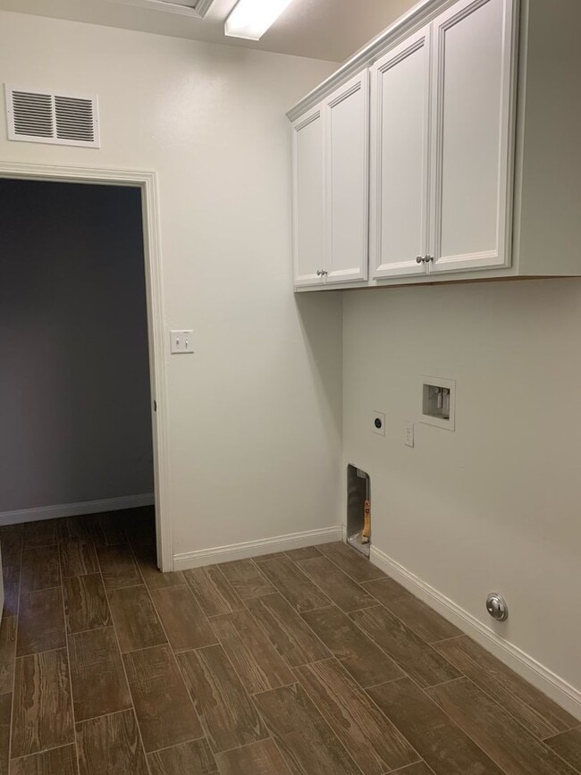 Building Photo - Beautiful Home in Northwest Bakersfield