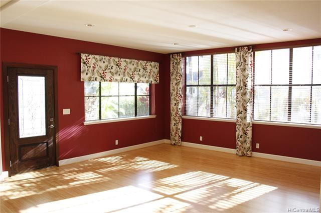 Building Photo - 95-214-214 Kapanoe Pl