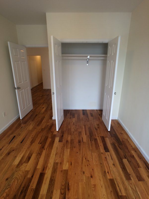 Building Photo - 408 W 129th St