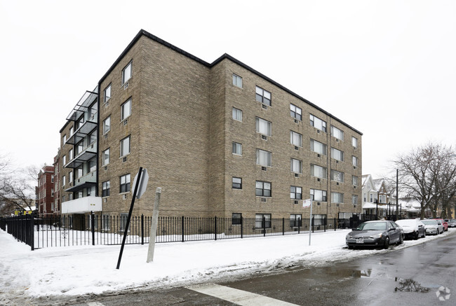 Building Photo - 7700 South Shore Drive, Chicago, IL