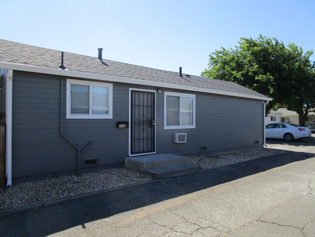 Foto del edificio - MOVE-IN SPECIAL: $500 OFF 1ST MONTHS RENT ...