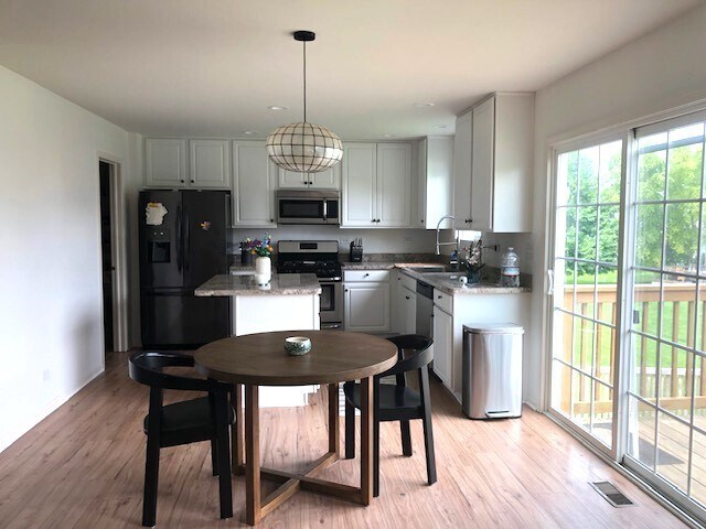 Foto del edificio - 900 Heartland Park Ln