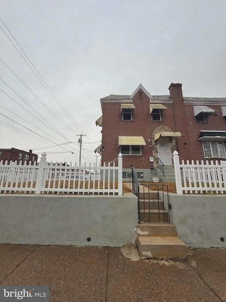 Building Photo - 4401 Bleigh Ave