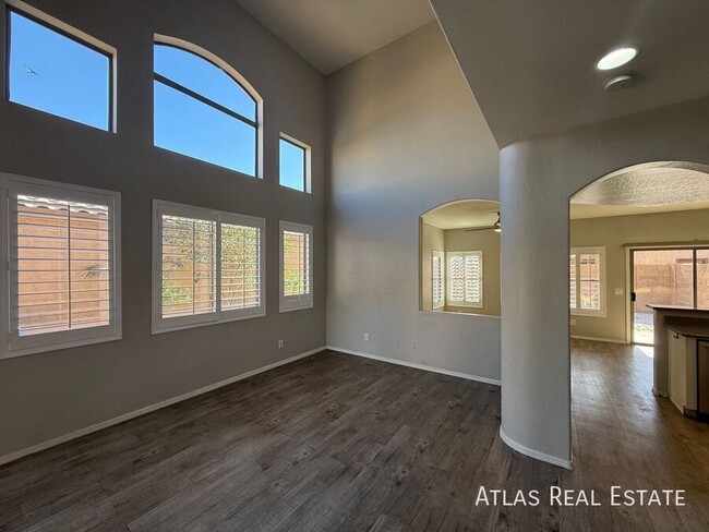 Building Photo - 2040 N 106th Ave