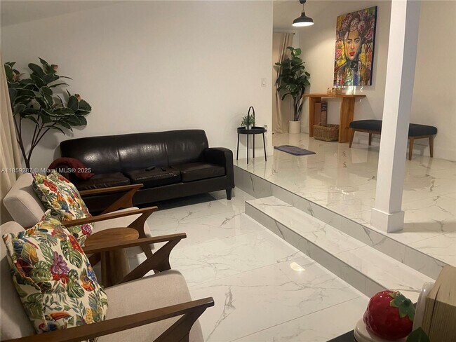 Foto del edificio - 1020 NW 55th St