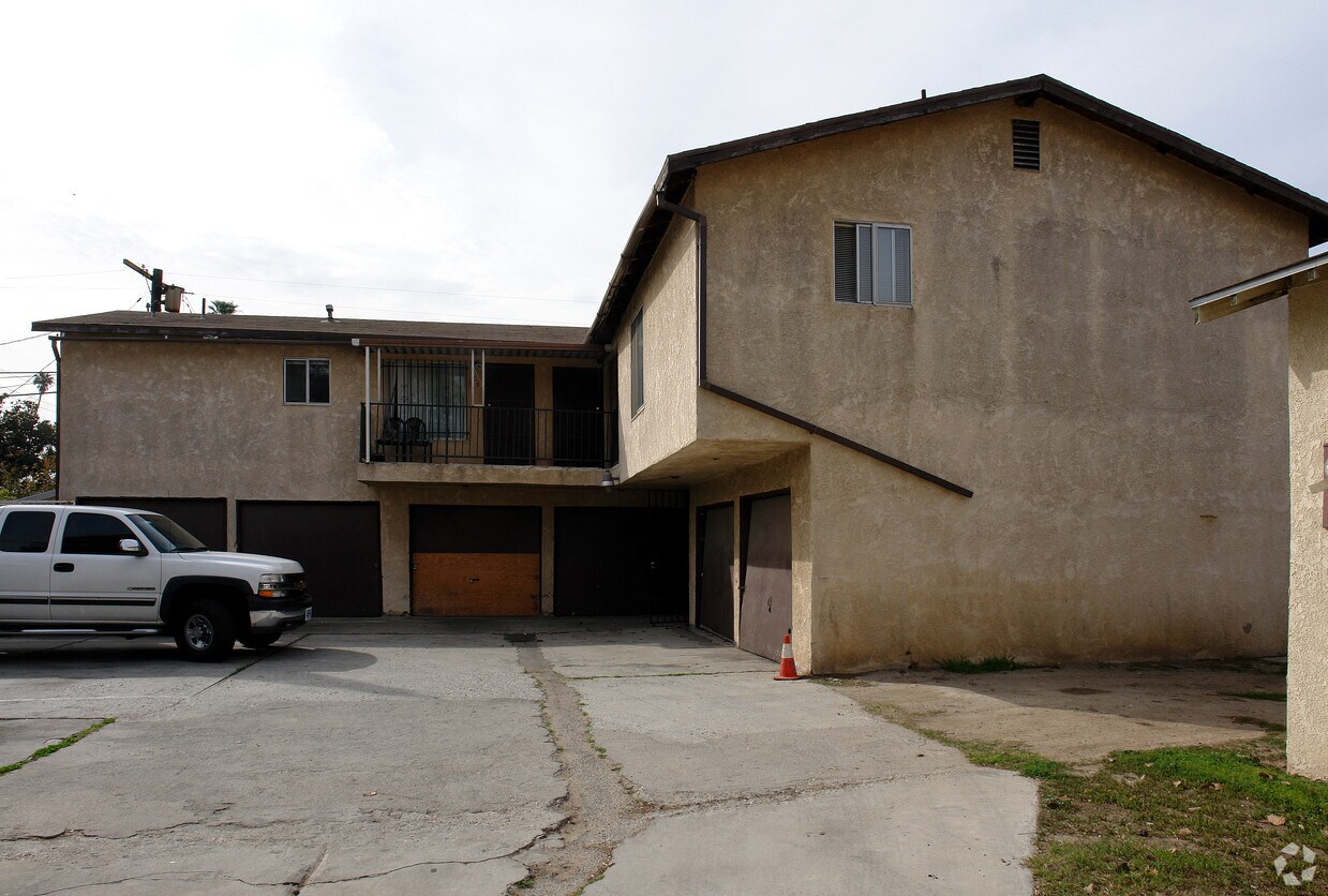 Foto del edificio - 430 E 97th St