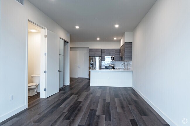 1HAB, 1.5BA - 4965 S Centinela Ave