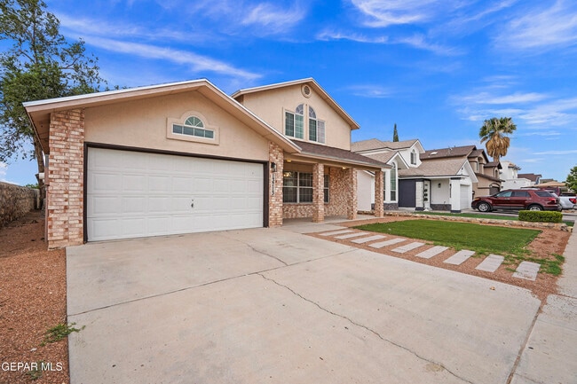 Building Photo - 13713 Paseo del Mar Dr
