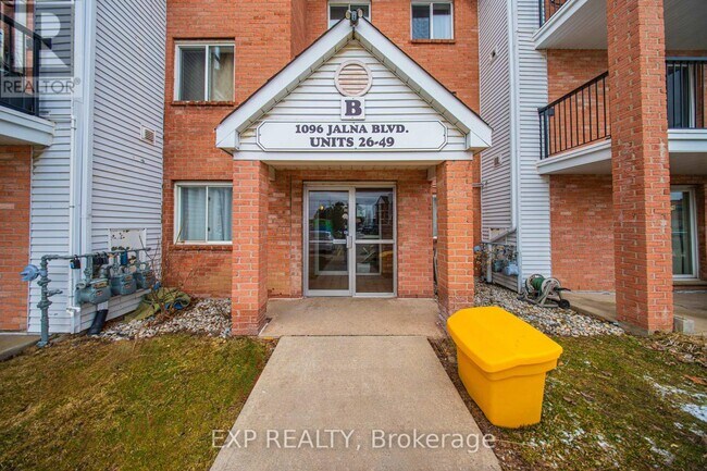 Photo du bâtiment - 1096 Jalna Blvd