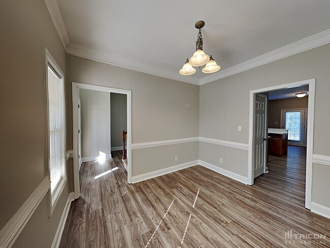 Building Photo - 254 Lagoda Dr