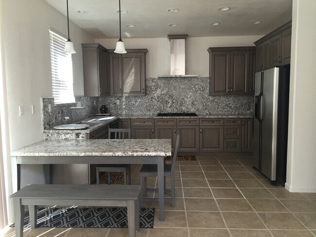 Foto del edificio - 1571 Thurman Way