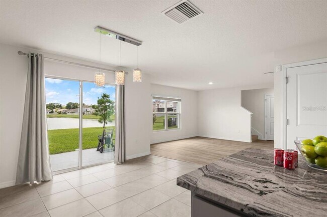 Foto del edificio - 7782 Sail Clover Ln