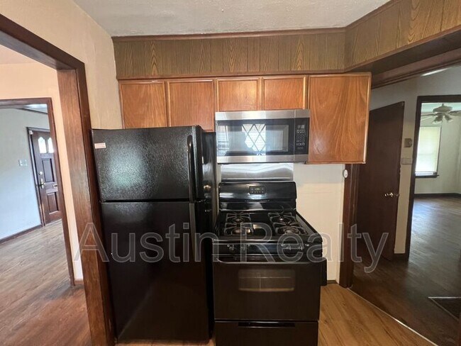 Foto del edificio - 3605 St Gregory Ln