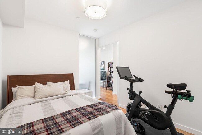 Foto del edificio - 435 R St NW