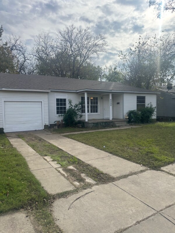 Building Photo - 3804 Lasker Ave