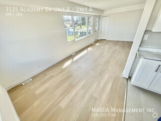 Building Photo - 3125 Academy Dr