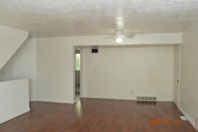 Foto del edificio - 2954 S 625 W