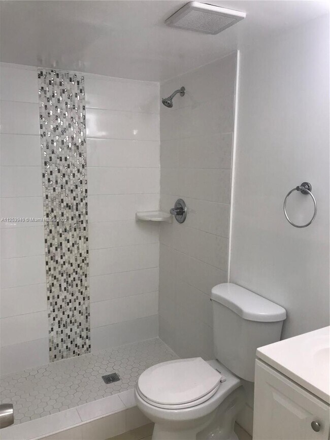 9520-sw-8th-st-unit-124-miami-fl-33174-room-for-rent-in-miami-fl