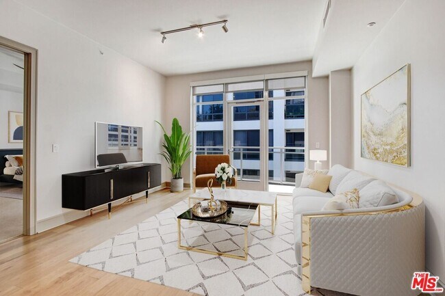 Foto del edificio - 10710 Wilshire Blvd