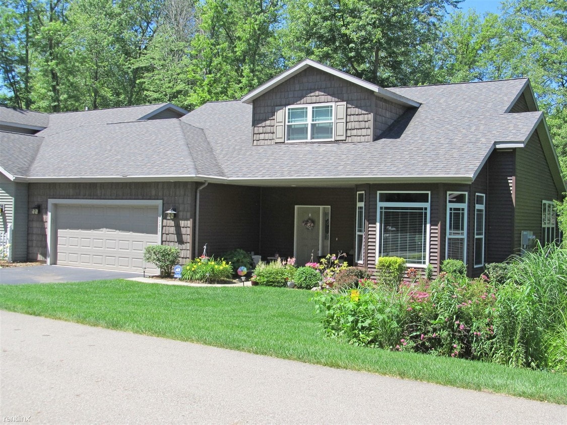 9384 The Woodlands Trl, Portage, MI 49002 Condo for Rent in Portage