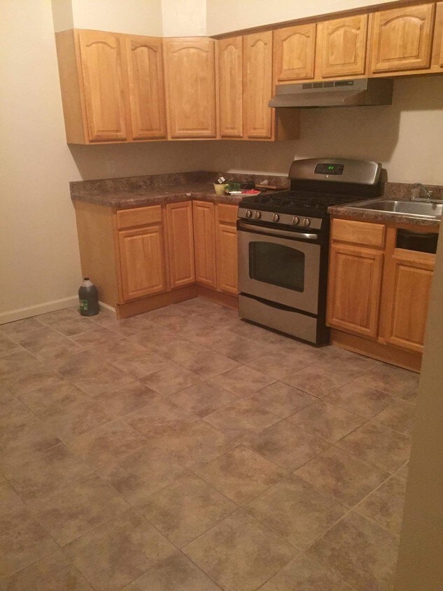 Primary Photo - 153 N 4th St