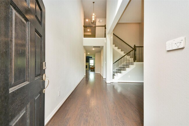 Building Photo - 120 Chestnut Run Ct