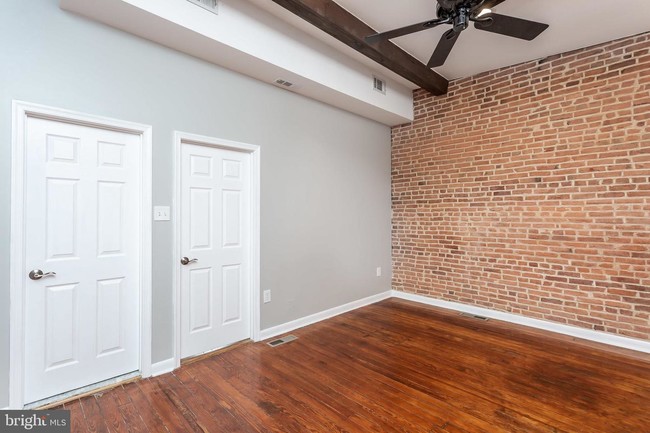Foto del edificio - 3018 O'Donnell St