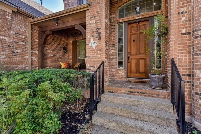 Foto del edificio - 1425 River Forest Dr