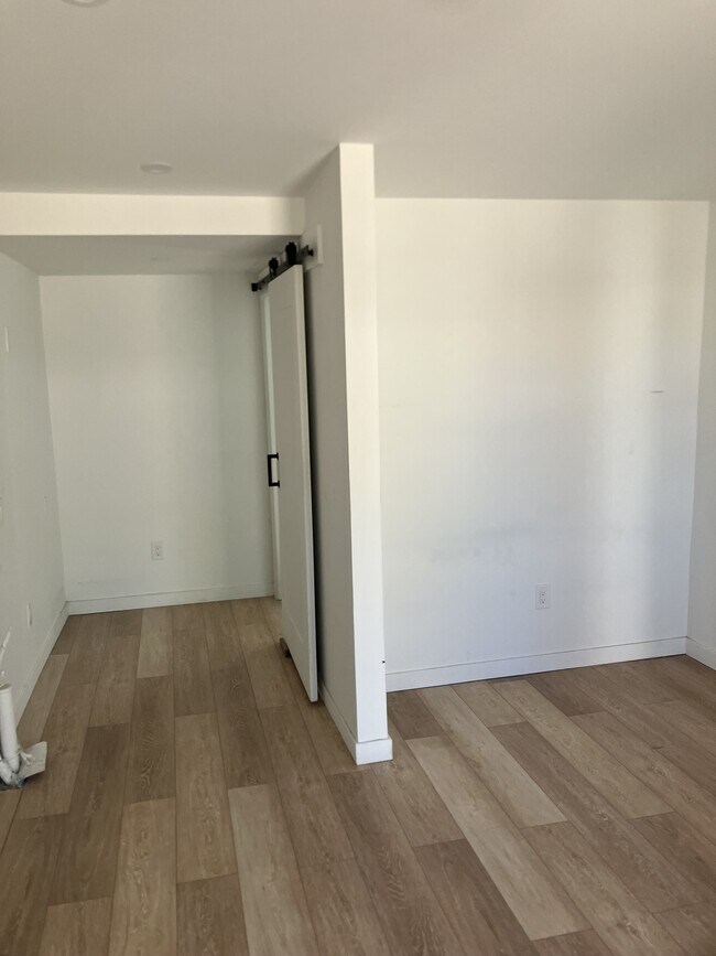 Foto del edificio - Wilos LLC