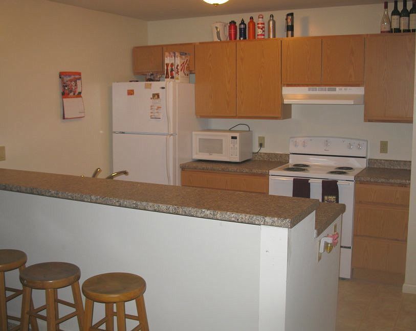 Interior Photo - 709 West Green Street