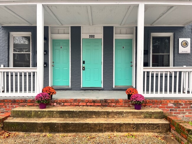 Foto del edificio - 619 N 32nd St