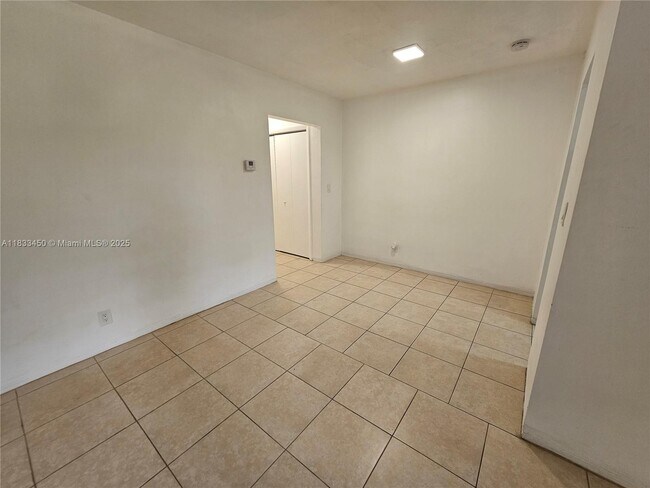Foto del edificio - 2325 Taylor St